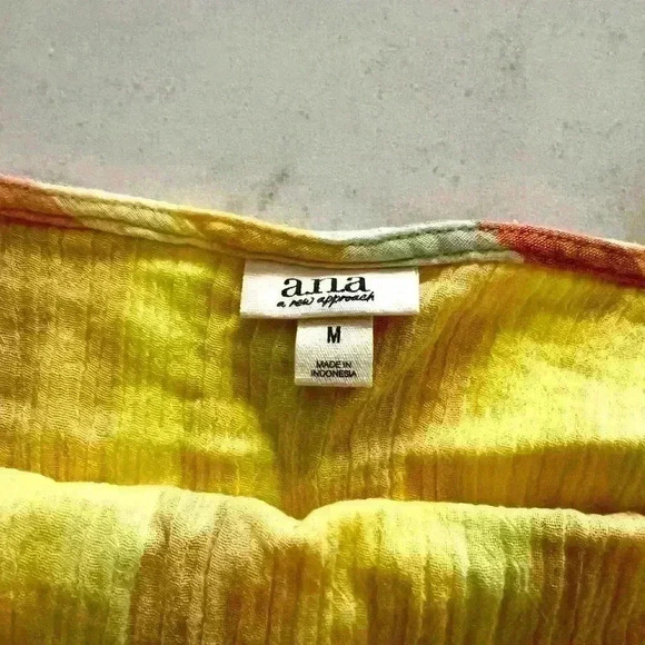 NWT a.n.a striped  tank women’s size Medium. - Picture 5 of 6